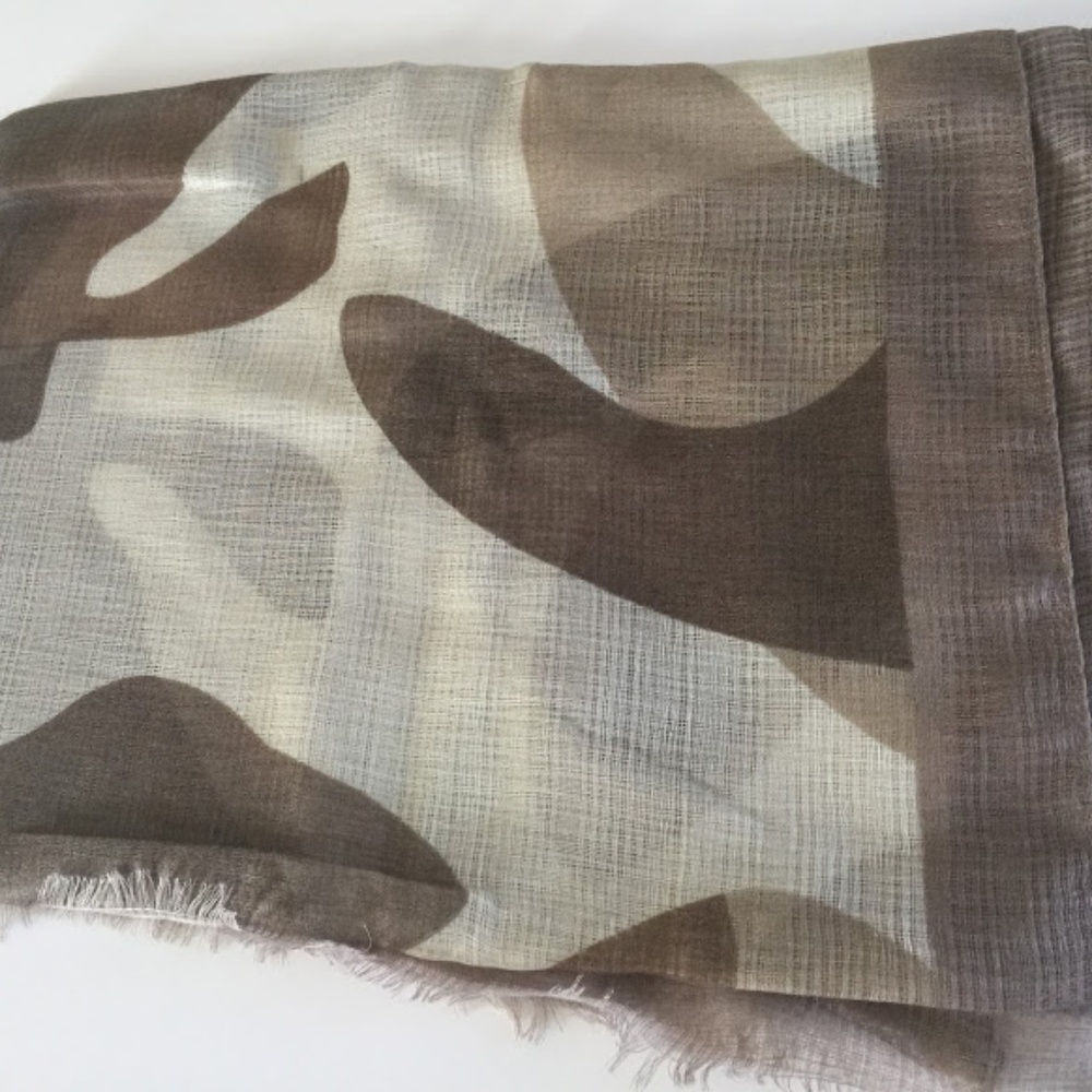 Scarf - Picture 4 of 4